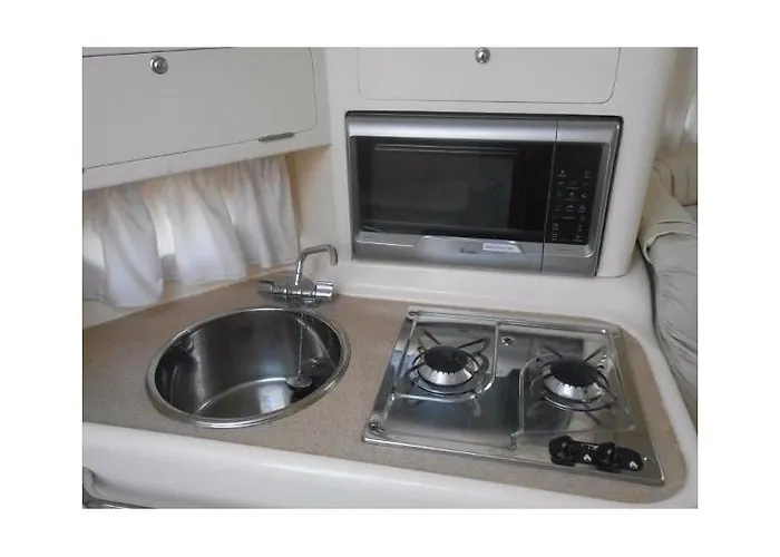 ספינת מלון Beau Bateau Lilou 14 וויסטרהאם